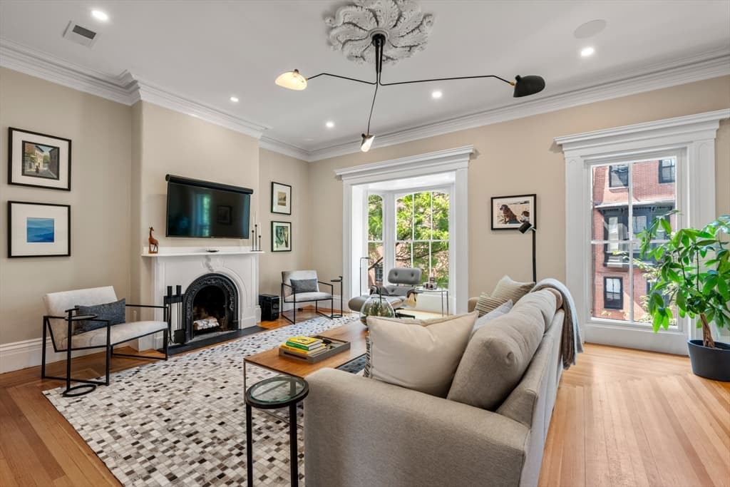 103 West Springfield Street, Boston MA 02118
