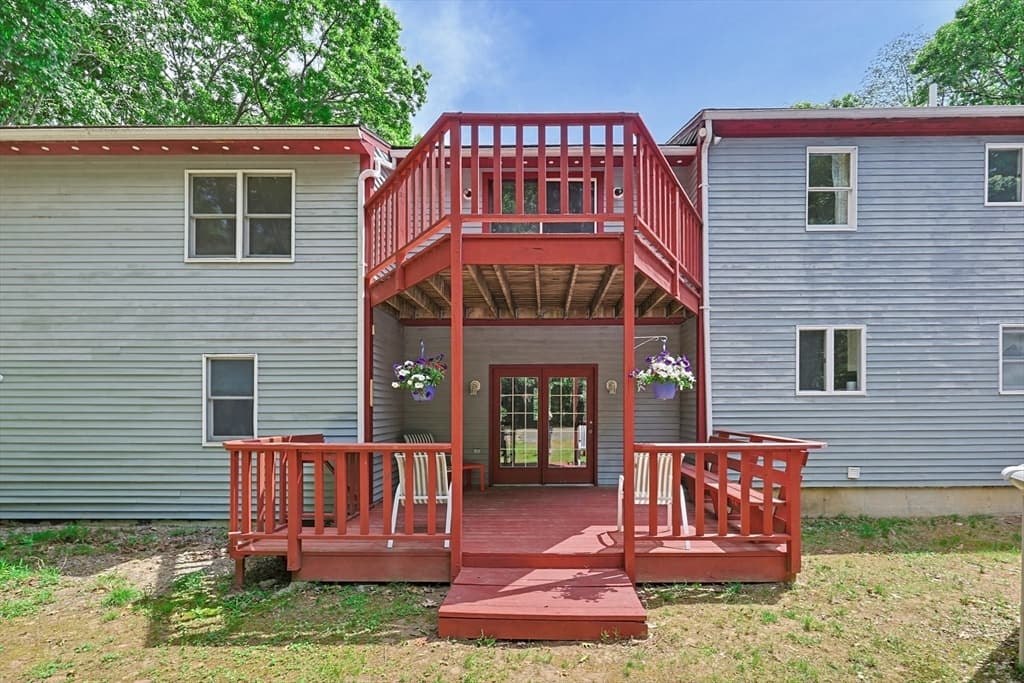 Single Family Residence at 170 Rocky Hill Rd, Rehoboth MA 02769, Rehoboth, photo 34 of 42