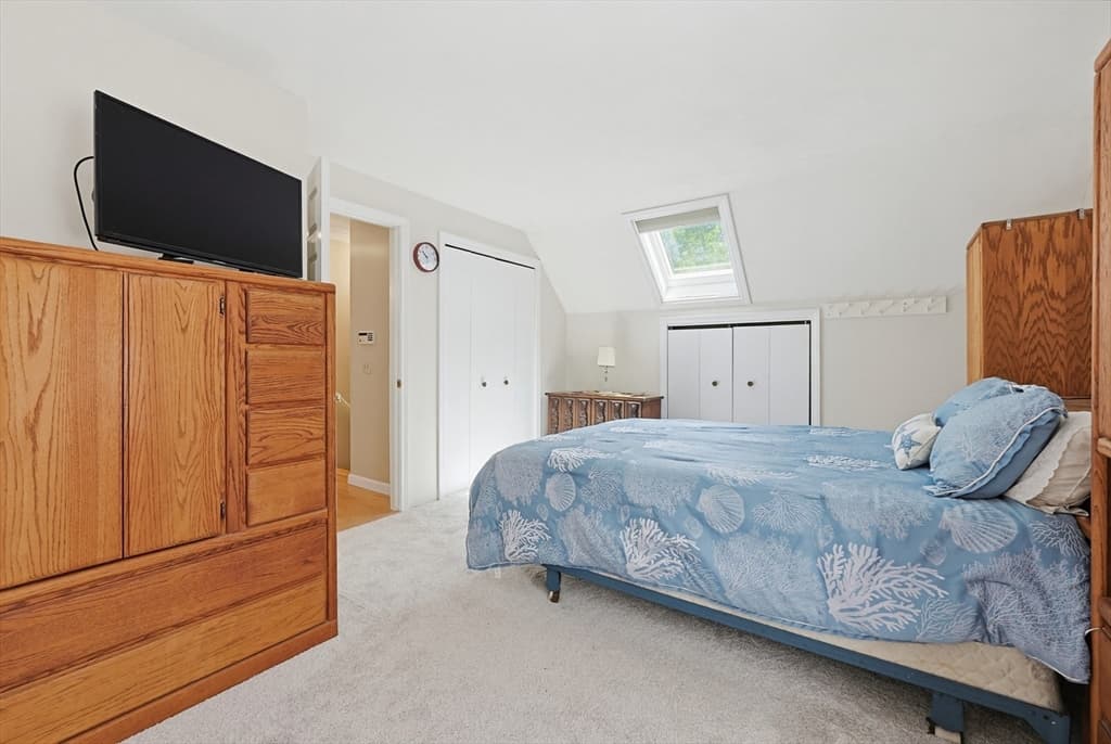 Single Family Residence at 170 Rocky Hill Rd, Rehoboth MA 02769, Rehoboth, photo 21 of 42