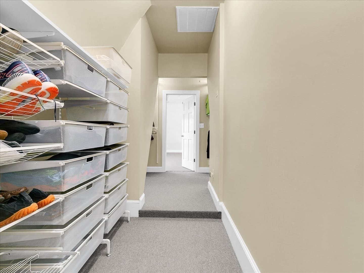 Residential at 243 Upland Ave, Newton MA 02461, Newton, photo 27 of 40