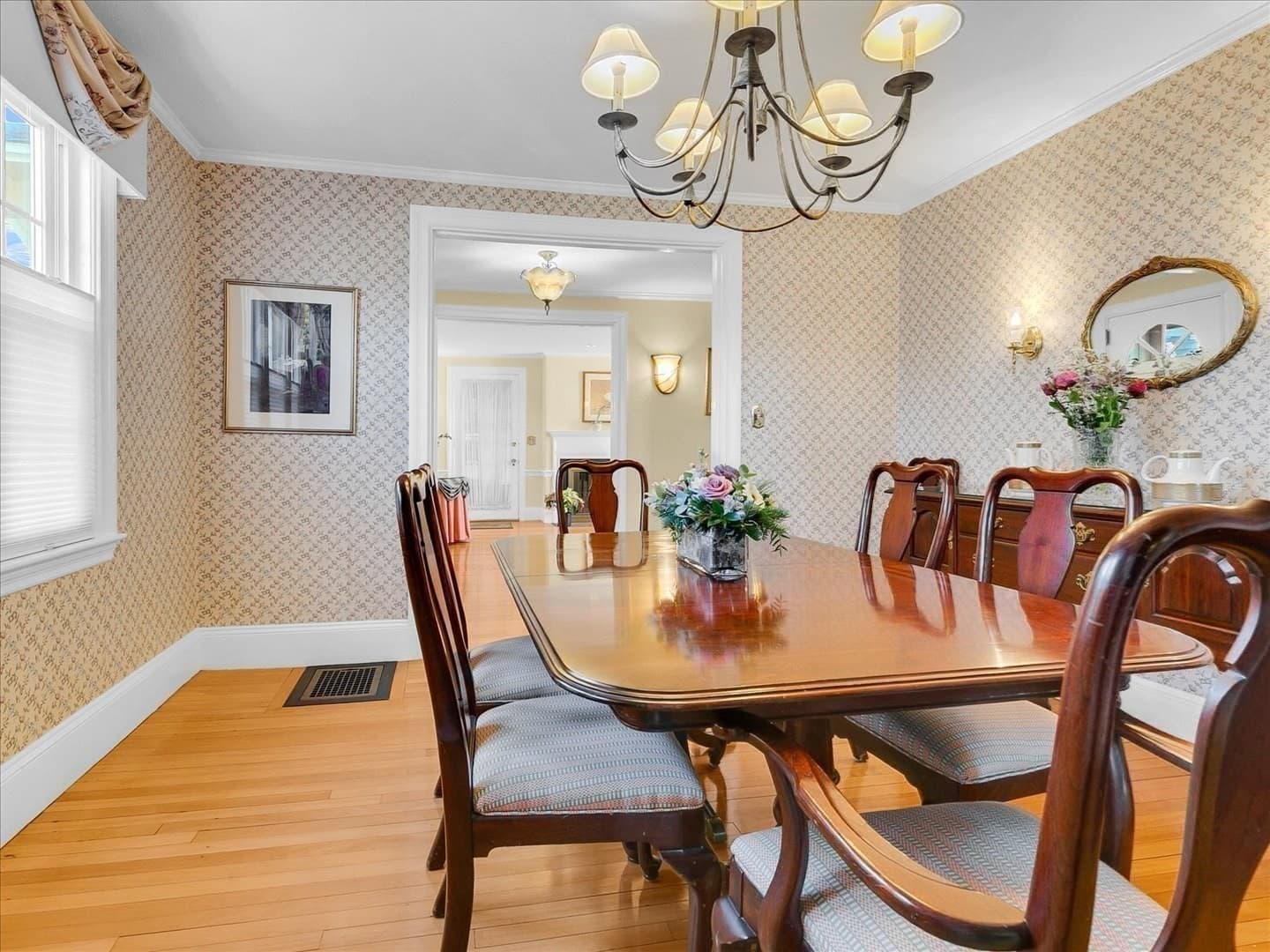 Residential at 243 Upland Ave, Newton MA 02461, Newton, photo 20 of 40