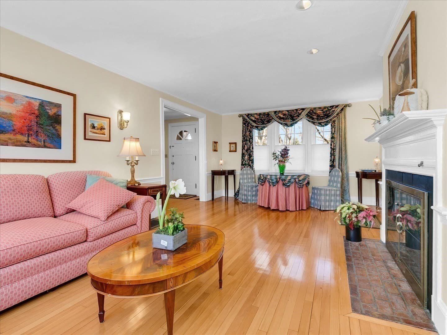Residential at 243 Upland Ave, Newton MA 02461, Newton, photo 15 of 40