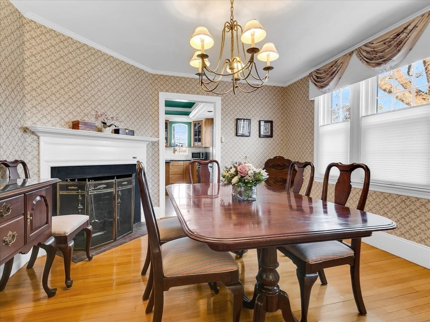 Residential at 243 Upland Ave, Newton MA 02461, Newton, photo 19 of 40