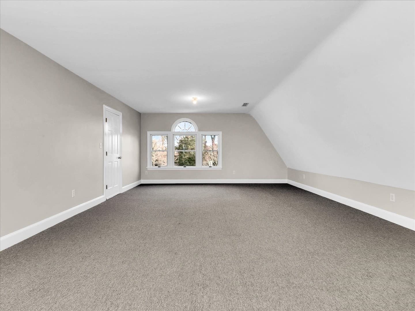 Residential at 243 Upland Ave, Newton MA 02461, Newton, photo 31 of 40