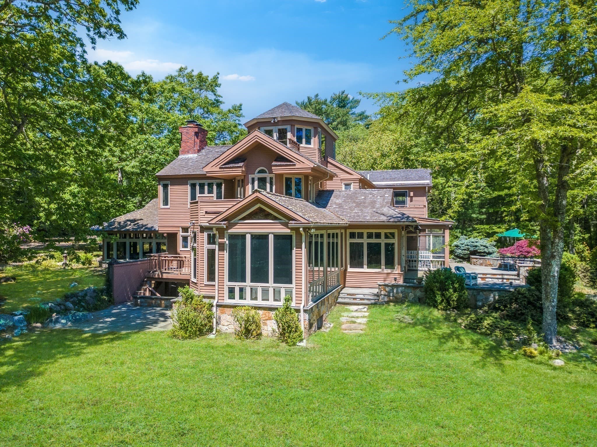 Single Family Residence at 3 Beam St, Mattapoisett MA 02739, photo 6 of 41