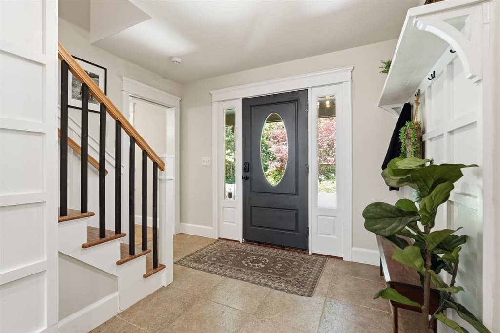 409 Henry St, Amherst MA 01002 photo 9