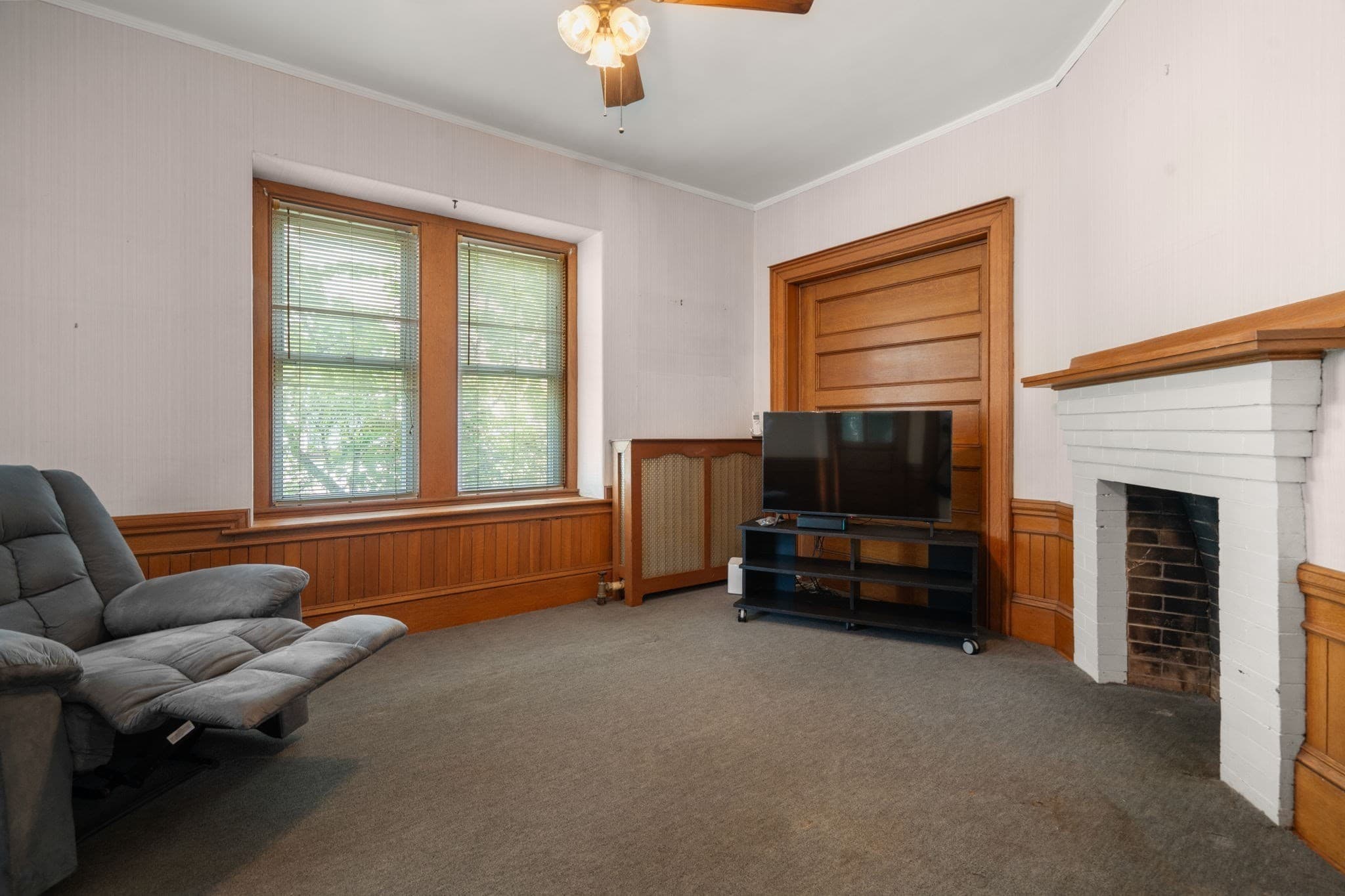 Single Family Residence at 108 Langdon Ave, Watertown MA 02472, photo 6 of 22