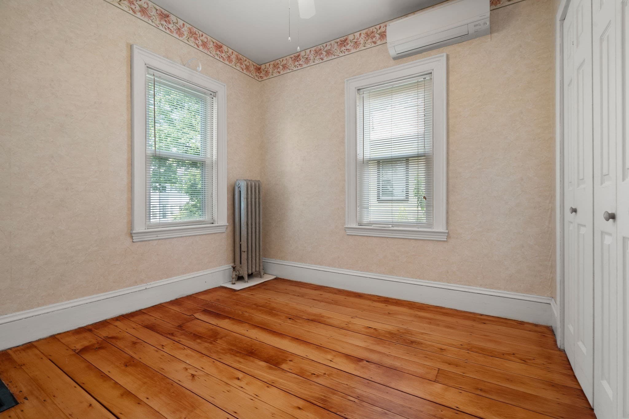 Single Family Residence at 108 Langdon Ave, Watertown MA 02472, photo 13 of 22