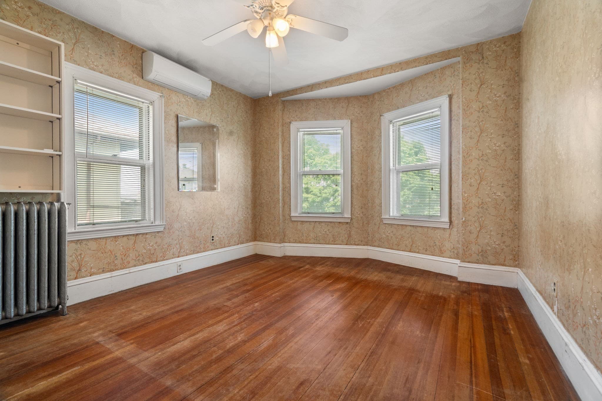 Single Family Residence at 108 Langdon Ave, Watertown MA 02472, photo 11 of 22