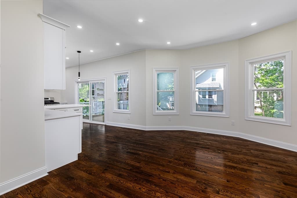 51 Broadway, Lynn MA 01904 photo 7