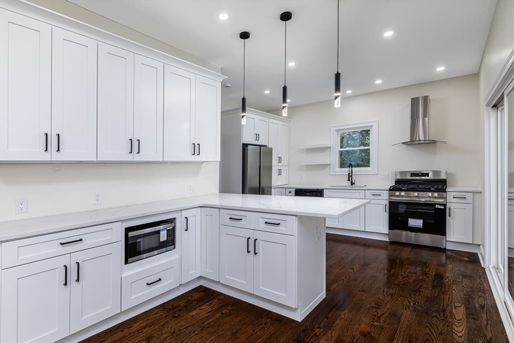 51 Broadway, Lynn MA 01904 photo 9