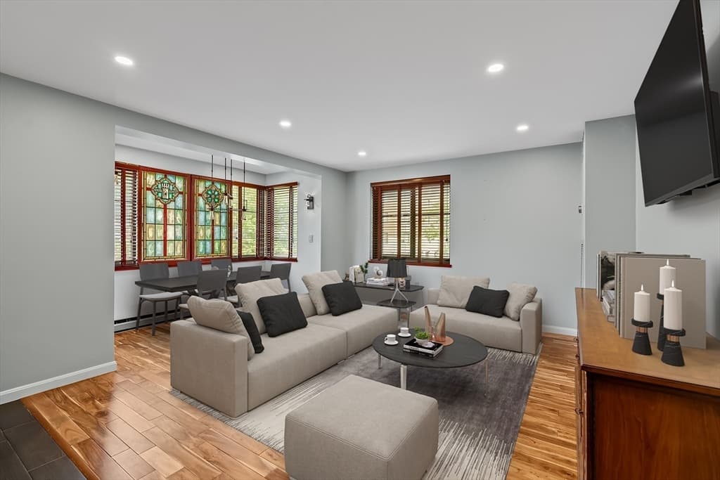 100 Ledgewood Dr # 319, Stoneham MA 02180 photo 3
