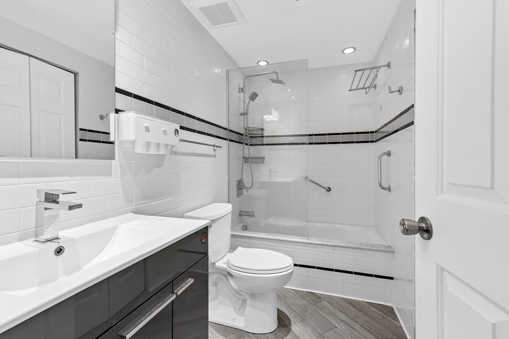 100 Ledgewood Dr # 319, Stoneham MA 02180 photo 14