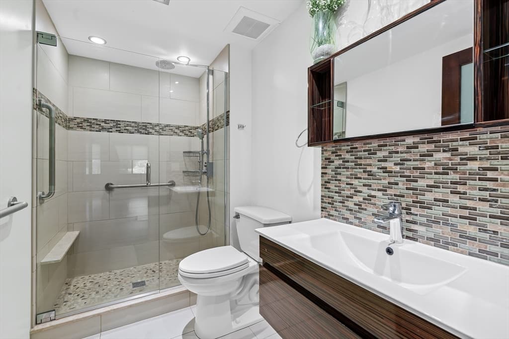 100 Ledgewood Dr # 319, Stoneham MA 02180 photo 11