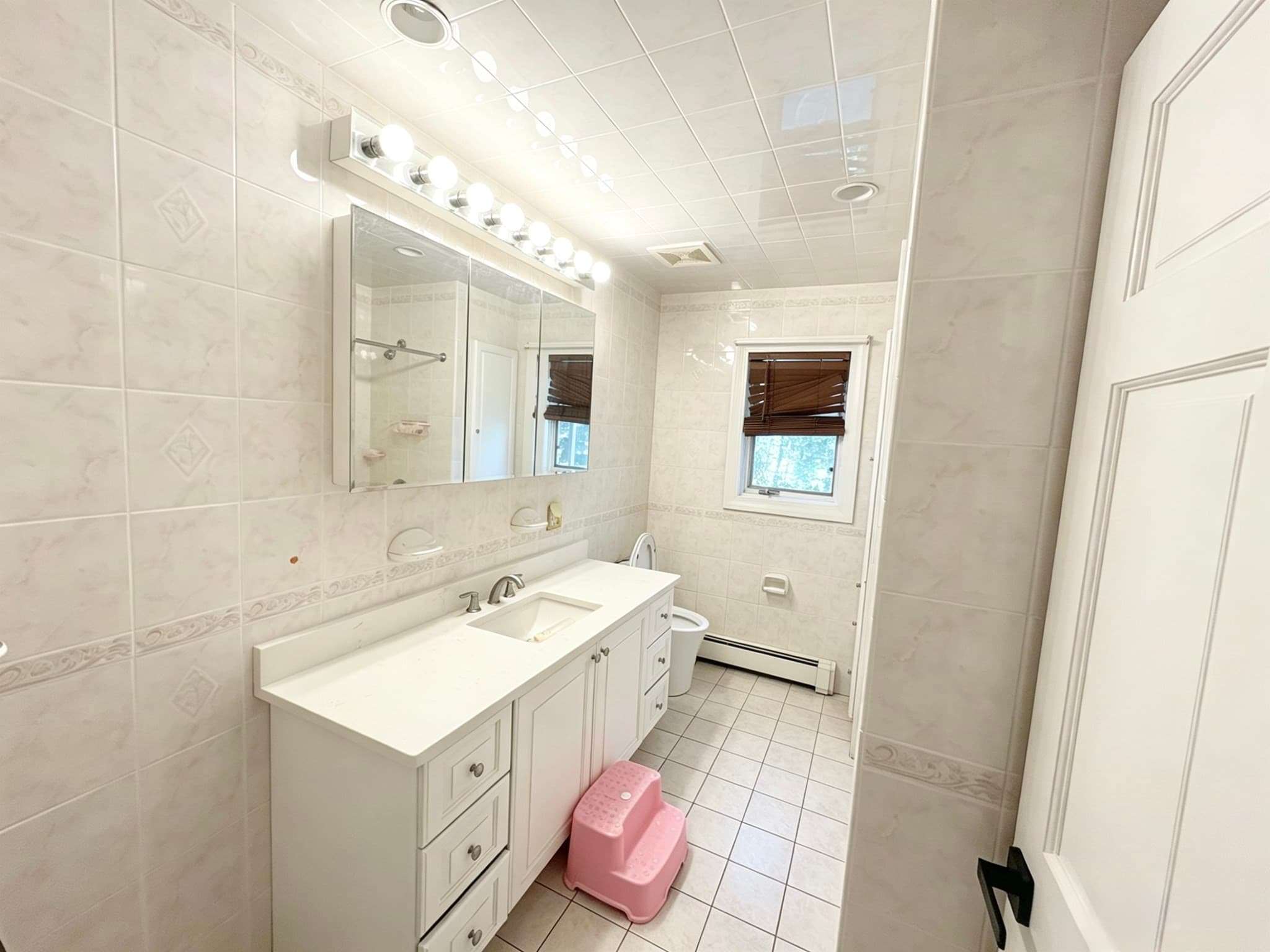 Single Family Residence at 52 Clarendon St, Malden MA 02148, photo 13 of 17