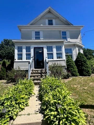 Single Family Residence at 603 Temple, Whitman MA 02382, photo 3 of 42