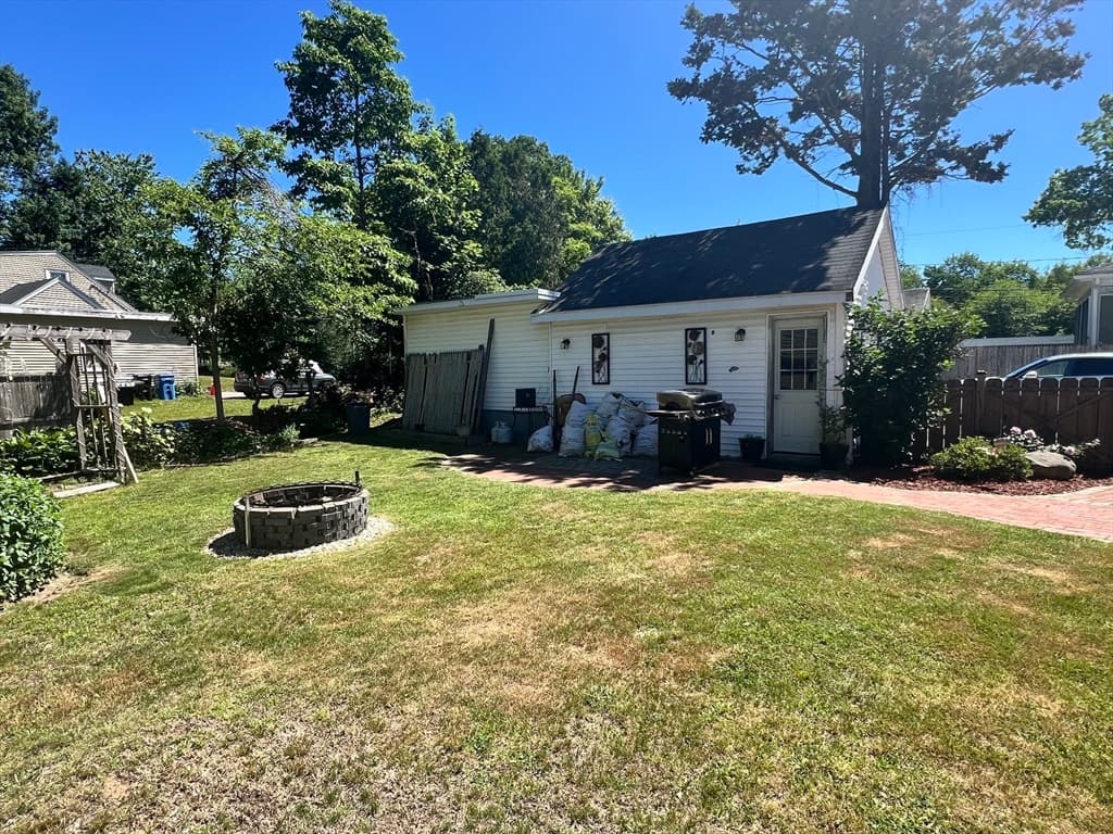 Single Family Residence at 603 Temple, Whitman MA 02382, photo 34 of 42