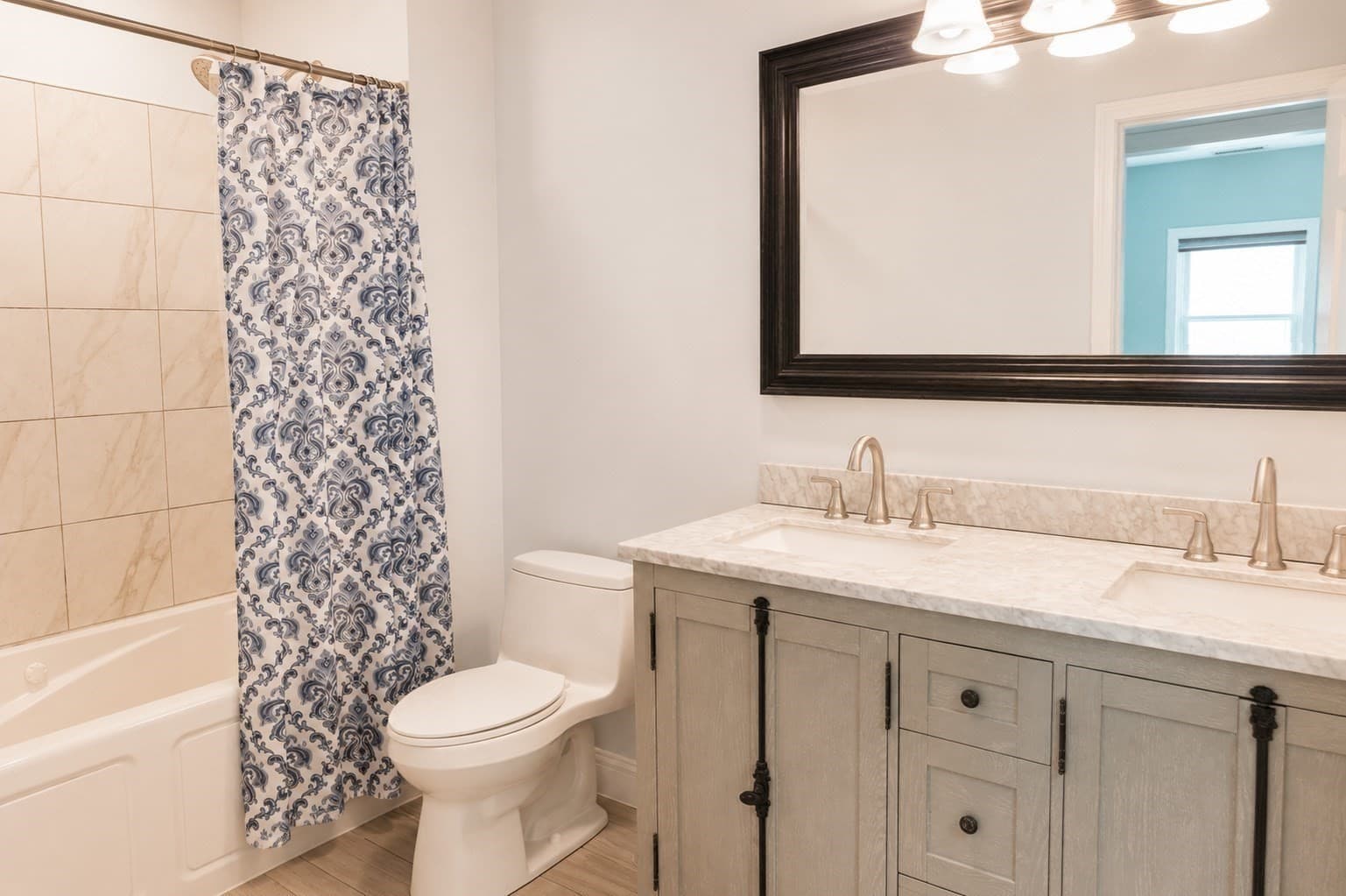 Single Family Residence at 14 Patterson St, Boston MA 02124, Boston, photo 8 of 22