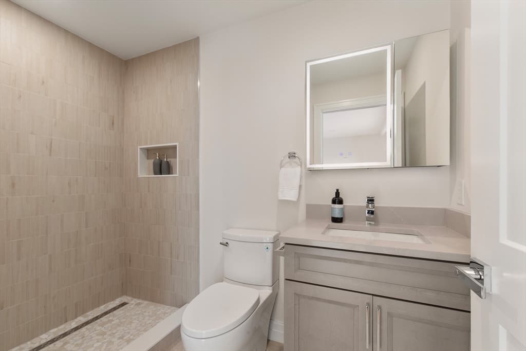 Condominium at 72 Hyde Park Ave # 1, Boston MA 02130, Boston, photo 7 of 12