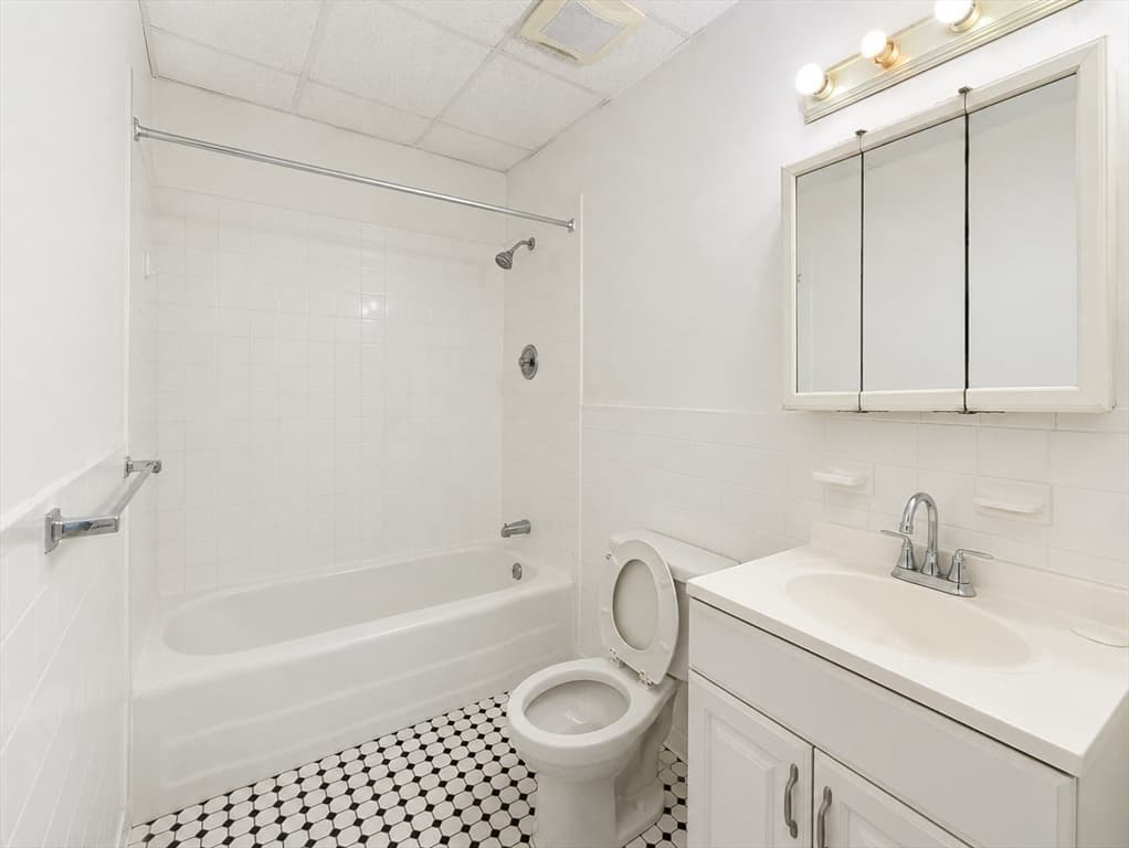 5-9 Family at 23-25 Inman St, Cambridge MA 02139, Cambridge, photo 10 of 31