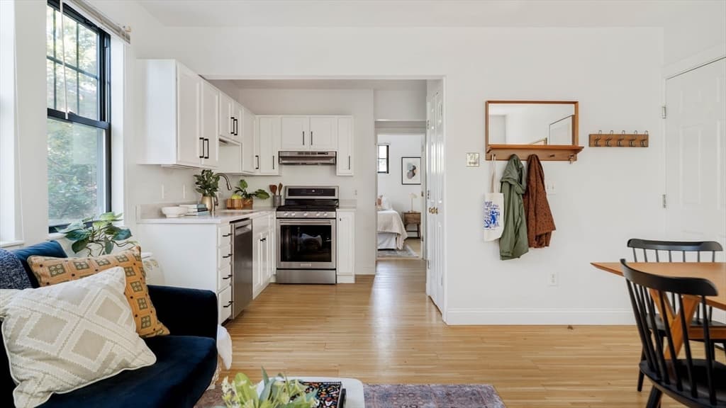 241 River Street # 6, Cambridge MA 02139 photo 4