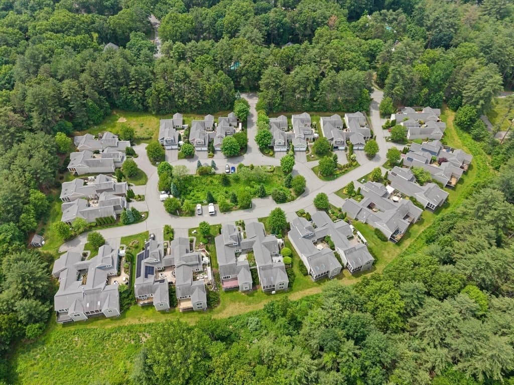 Condominium at 40 Tall Pine Dr # 2, Sudbury MA 01776, Sudbury, photo 38 of 40