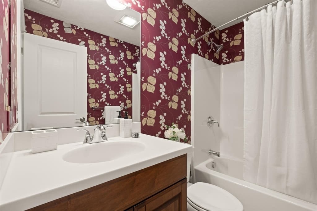 Condominium at 40 Tall Pine Dr # 2, Sudbury MA 01776, Sudbury, photo 35 of 40
