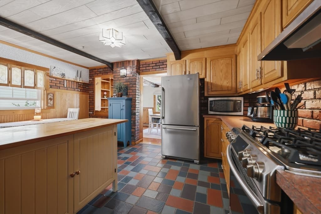 4 Waite St, Salem MA 01970 photo 14