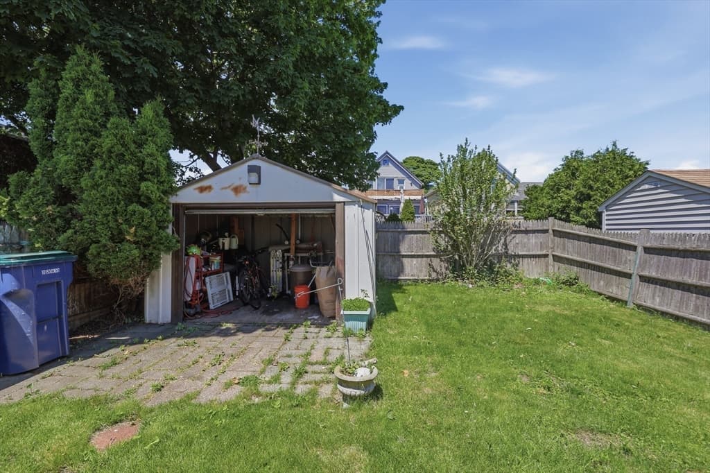 4 Waite St, Salem MA 01970 photo 35