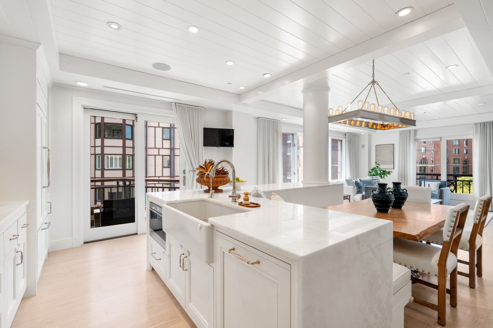 Condominium at 50 Battery St, Boston MA 02109, photo 11 of 42