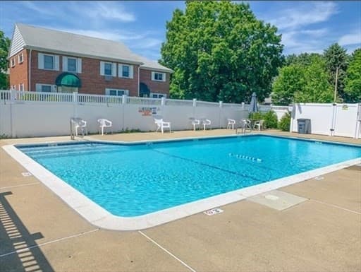 119 Emerson Gardens Rd # 119, Lexington MA 02420 photo 12