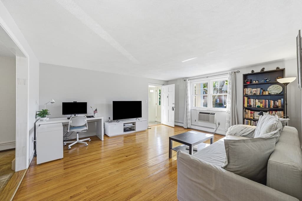 119 Emerson Gardens Rd # 119, Lexington MA 02420 photo 3