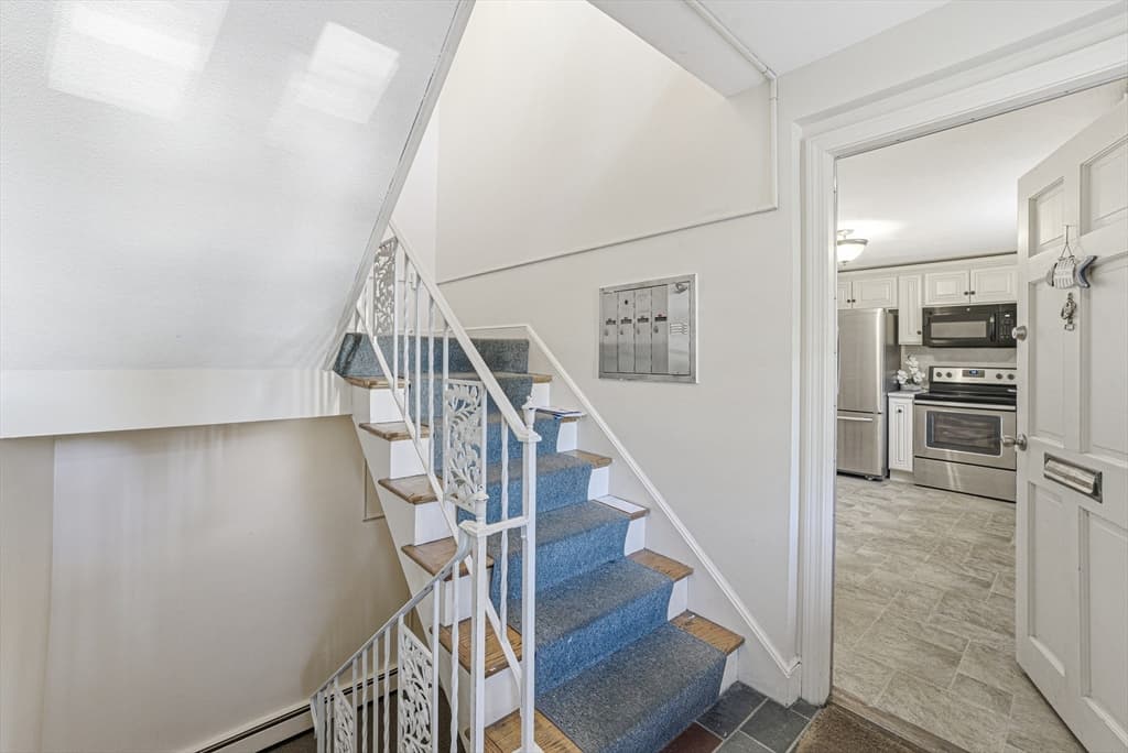 119 Emerson Gardens Rd # 119, Lexington MA 02420 photo 10