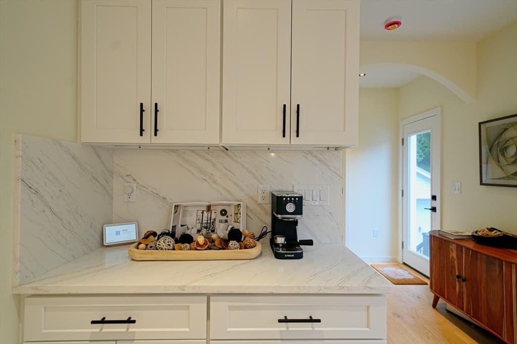 Condominium at 457 Summer St # 457, Arlington MA 02474, Arlington, photo 7 of 41