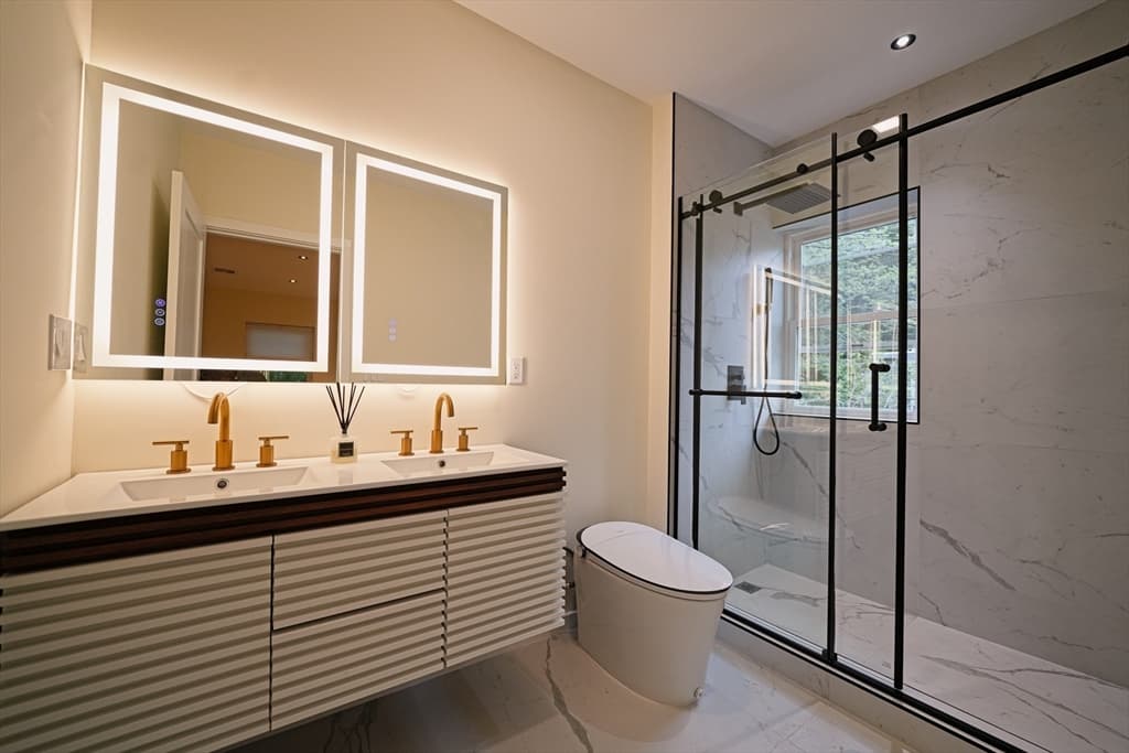 Condominium at 457 Summer St # 457, Arlington MA 02474, Arlington, photo 14 of 41