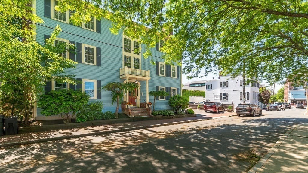 6 Temple Street # 3, Newburyport MA 01950 photo 2