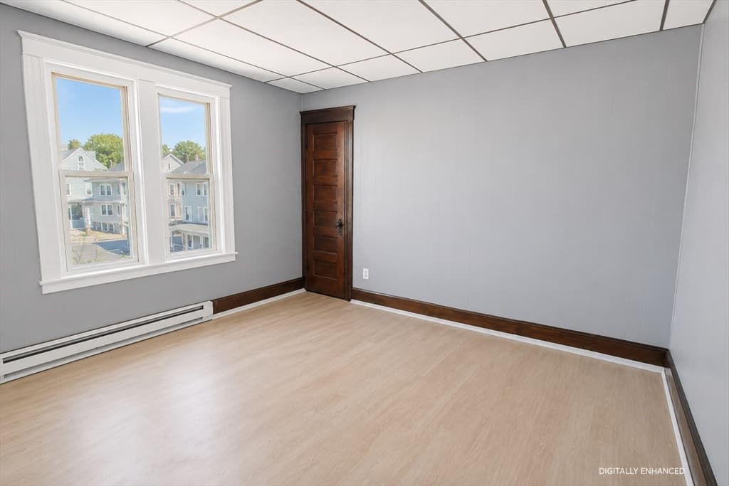 3 Family at 8 Douglas Street, Worcester MA 01603, photo 12 of 42