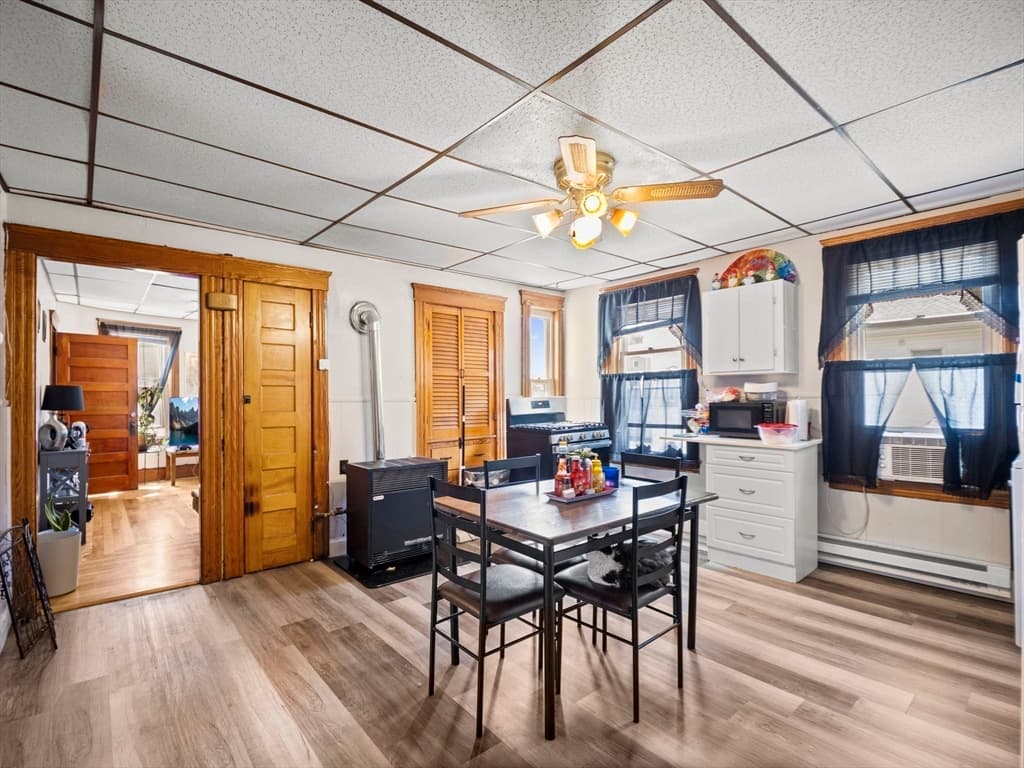 3 Family at 8 Douglas Street, Worcester MA 01603, photo 20 of 42