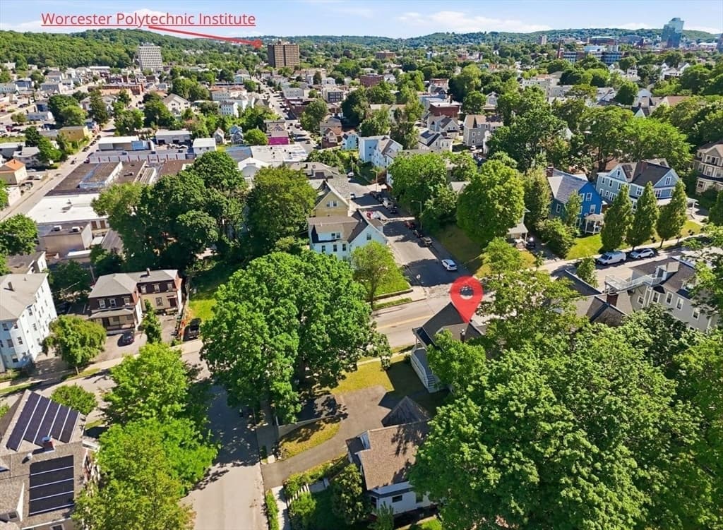 Single Family Residence at 57 May St, Worcester MA 01610, photo 9 of 42