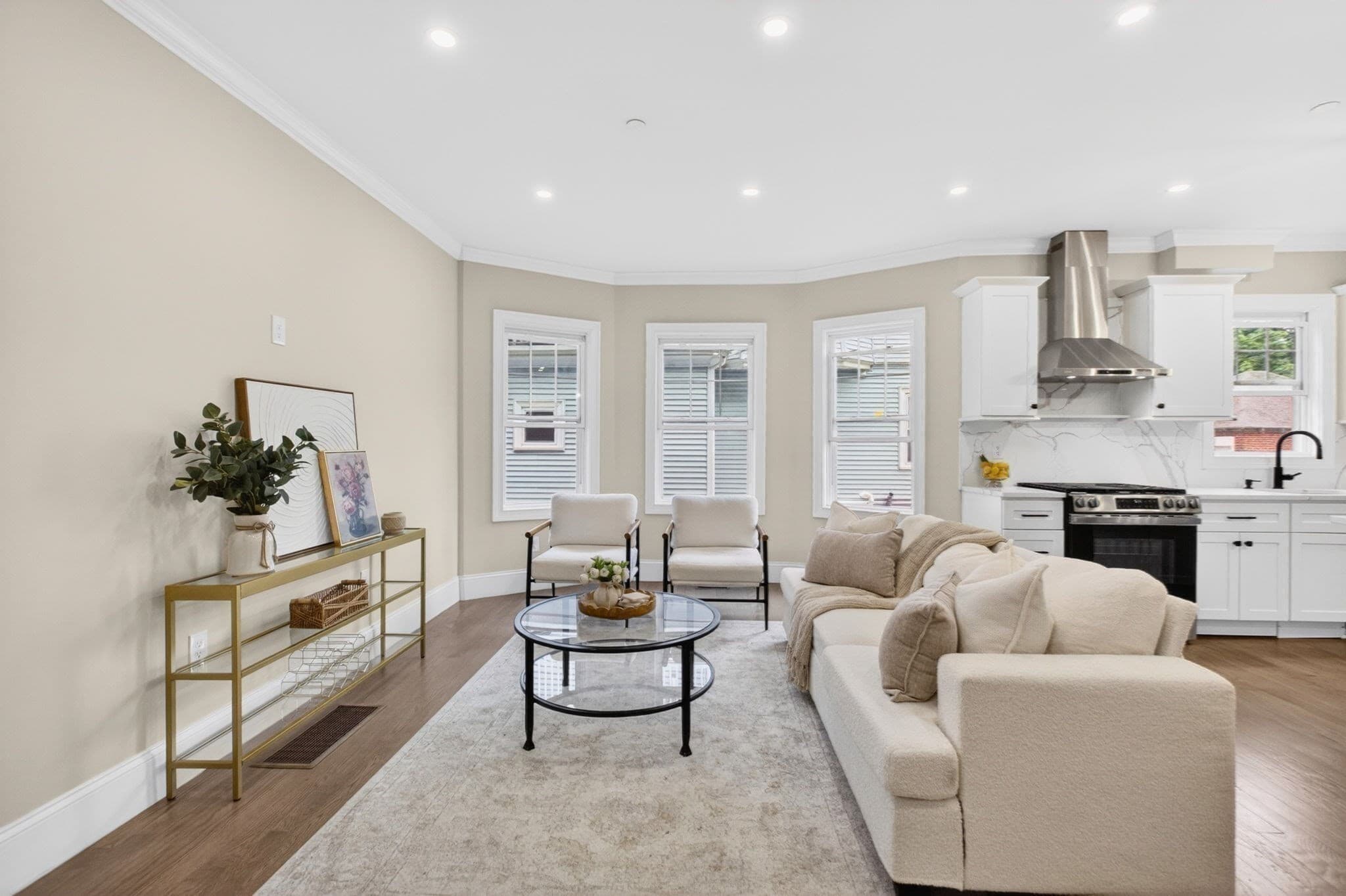 Condominium at 152 Washington St # 1, Boston MA 02135, photo 5 of 21