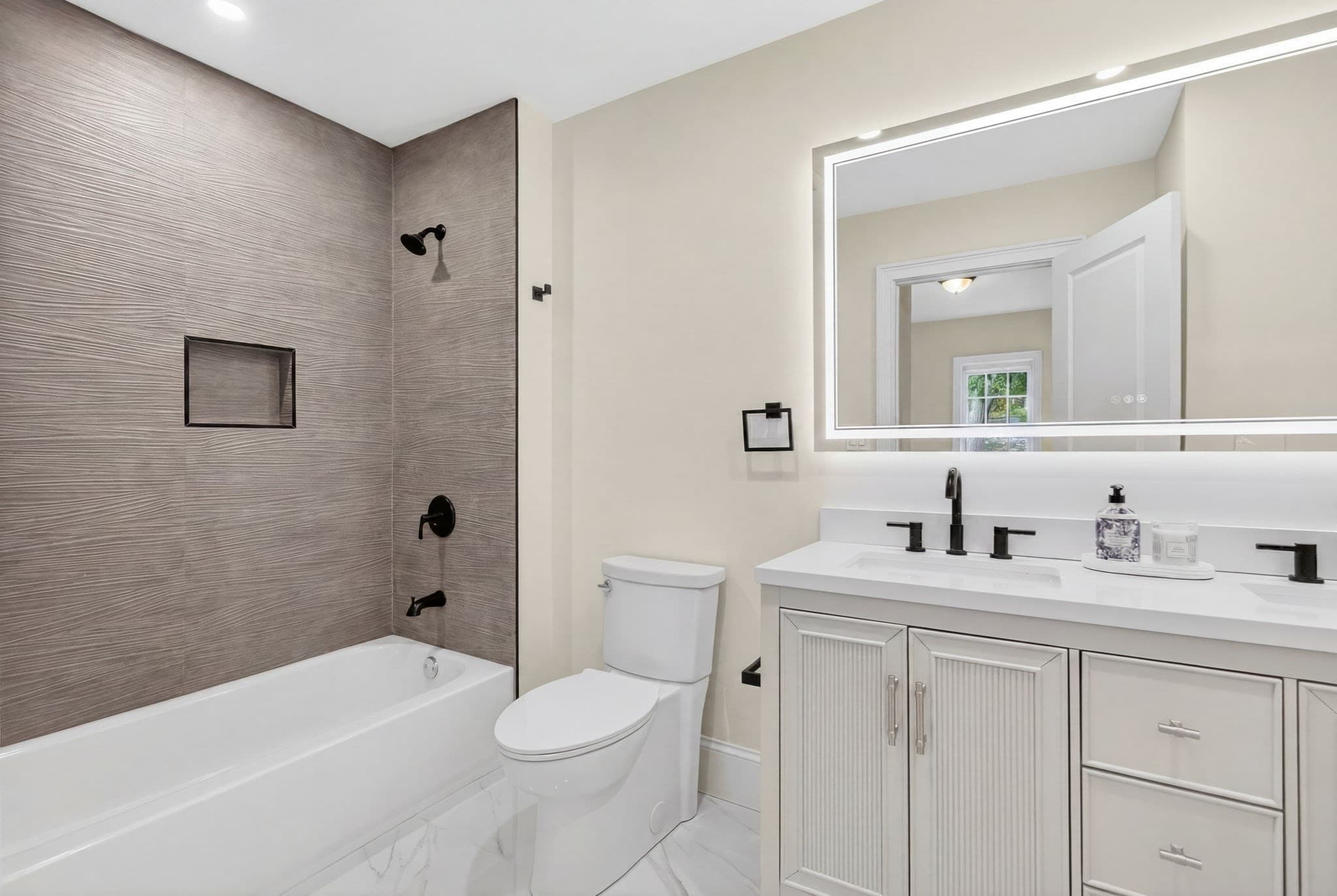 Condominium at 152 Washington St # 1, Boston MA 02135, photo 15 of 21