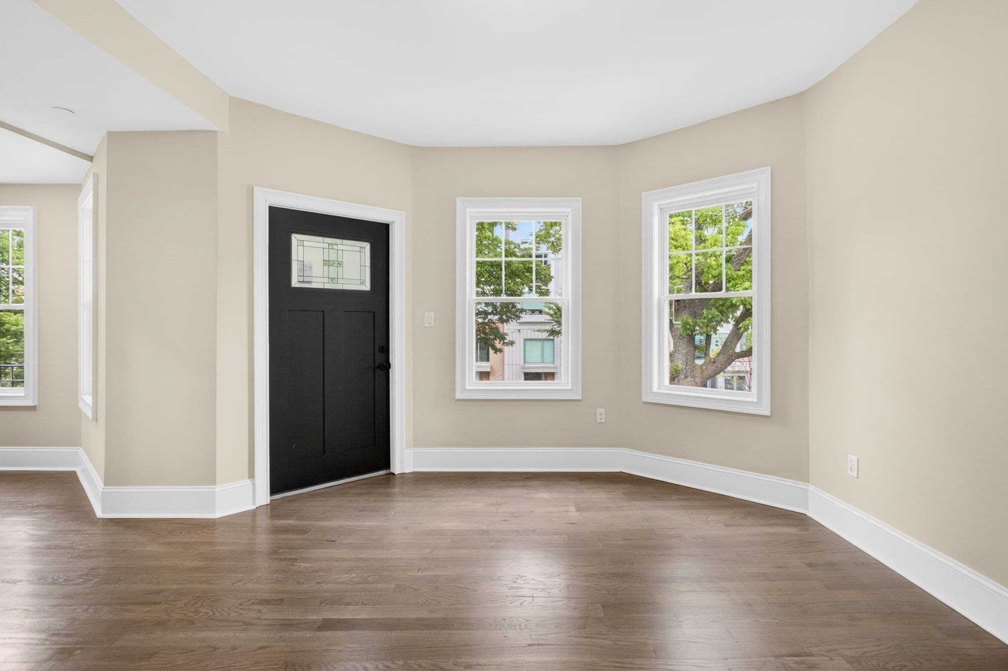 Condominium at 152 Washington St # 2, Boston MA 02135, photo 9 of 17