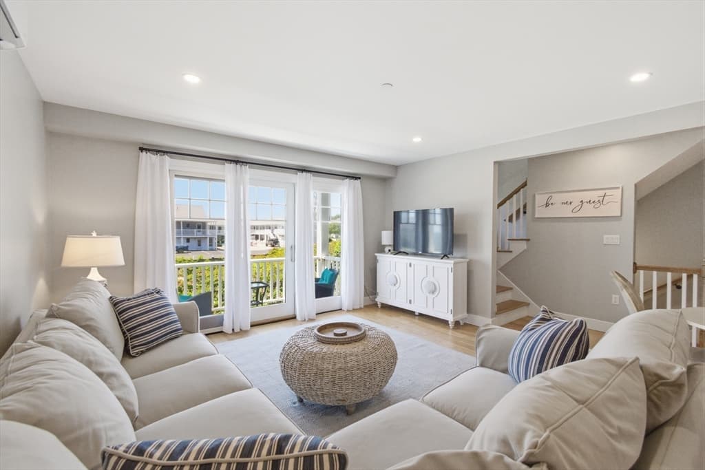9 Chase Ave # 7, Dennis MA 02639 photo 10