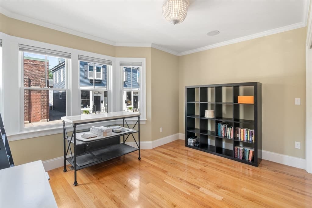 Condominium at 110 Park St # 5, Boston MA 02132, Boston, photo 13 of 17