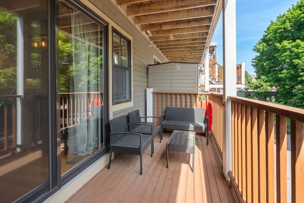 Condominium at 110 Park St # 5, Boston MA 02132, Boston, photo 5 of 17