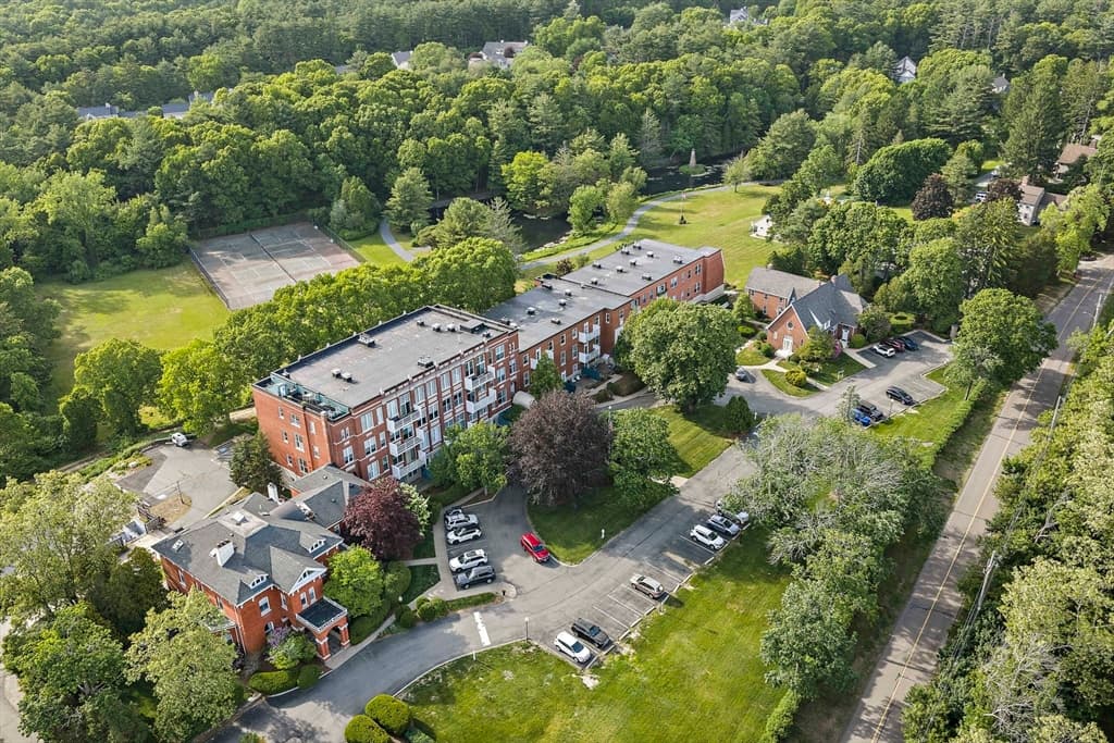 Condominium at 100 Parks St # 35, Duxbury MA 02332, Duxbury, photo 26 of 34