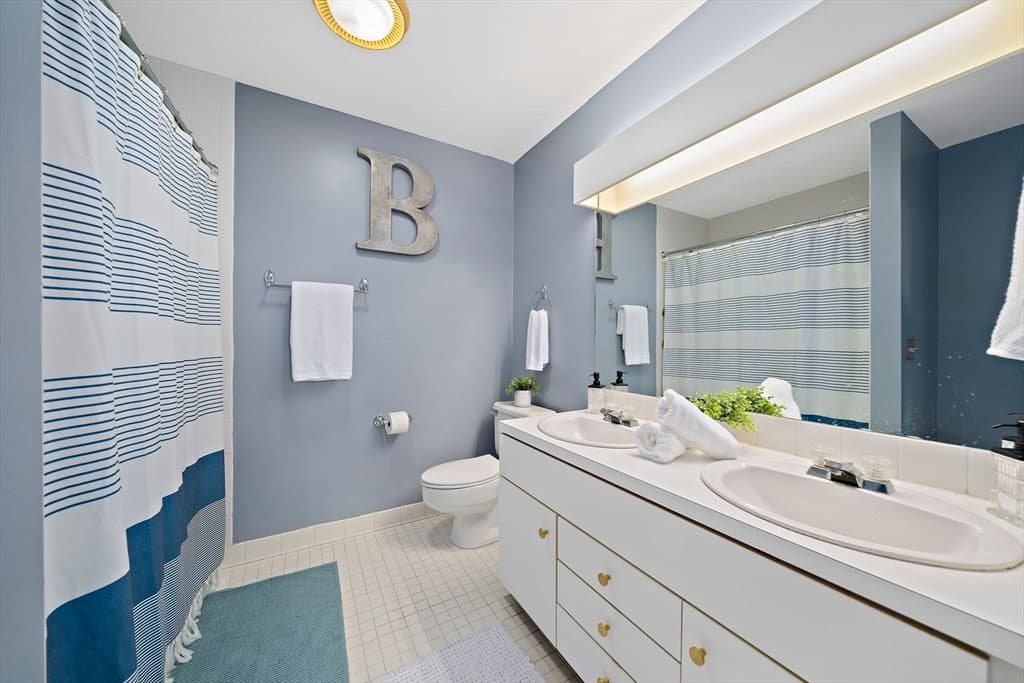 Condominium at 100 Parks St # 35, Duxbury MA 02332, Duxbury, photo 20 of 34