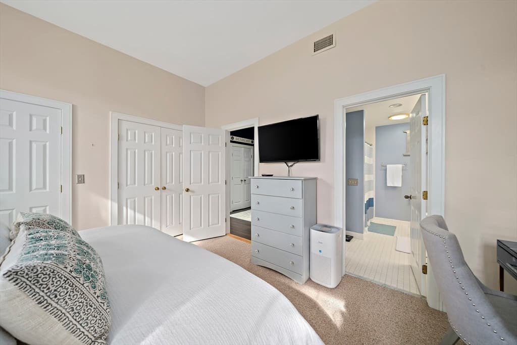 Condominium at 100 Parks St # 35, Duxbury MA 02332, Duxbury, photo 19 of 34
