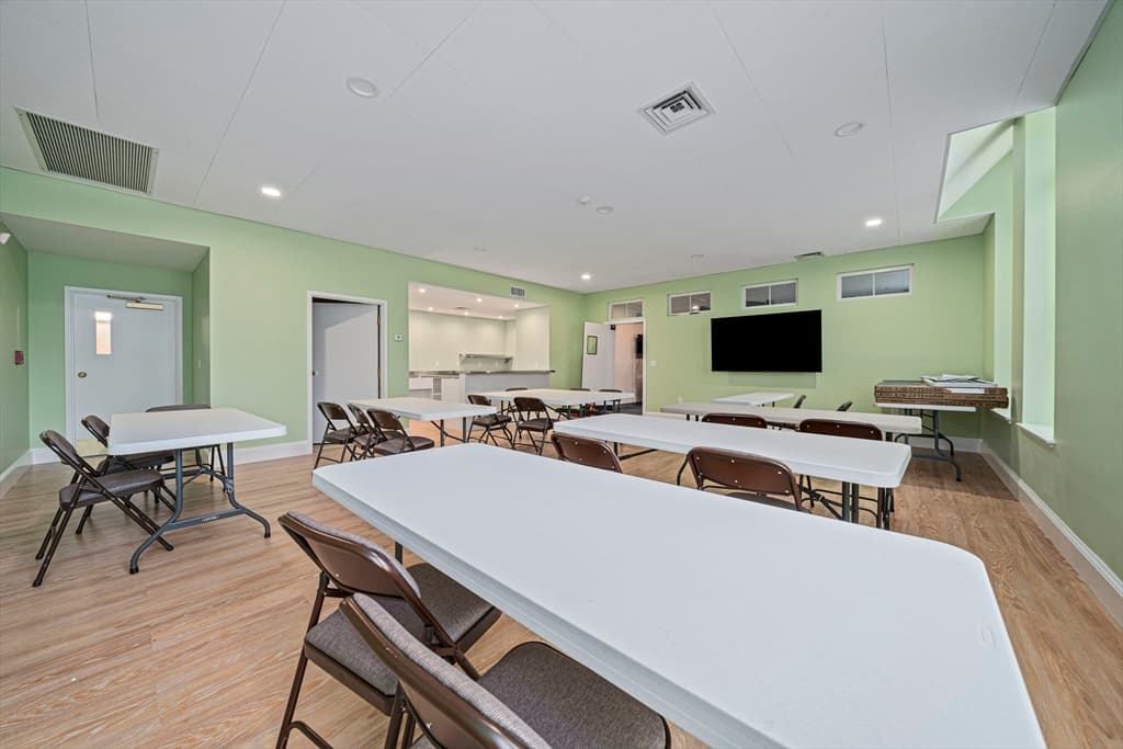 Condominium at 100 Parks St # 35, Duxbury MA 02332, Duxbury, photo 31 of 34
