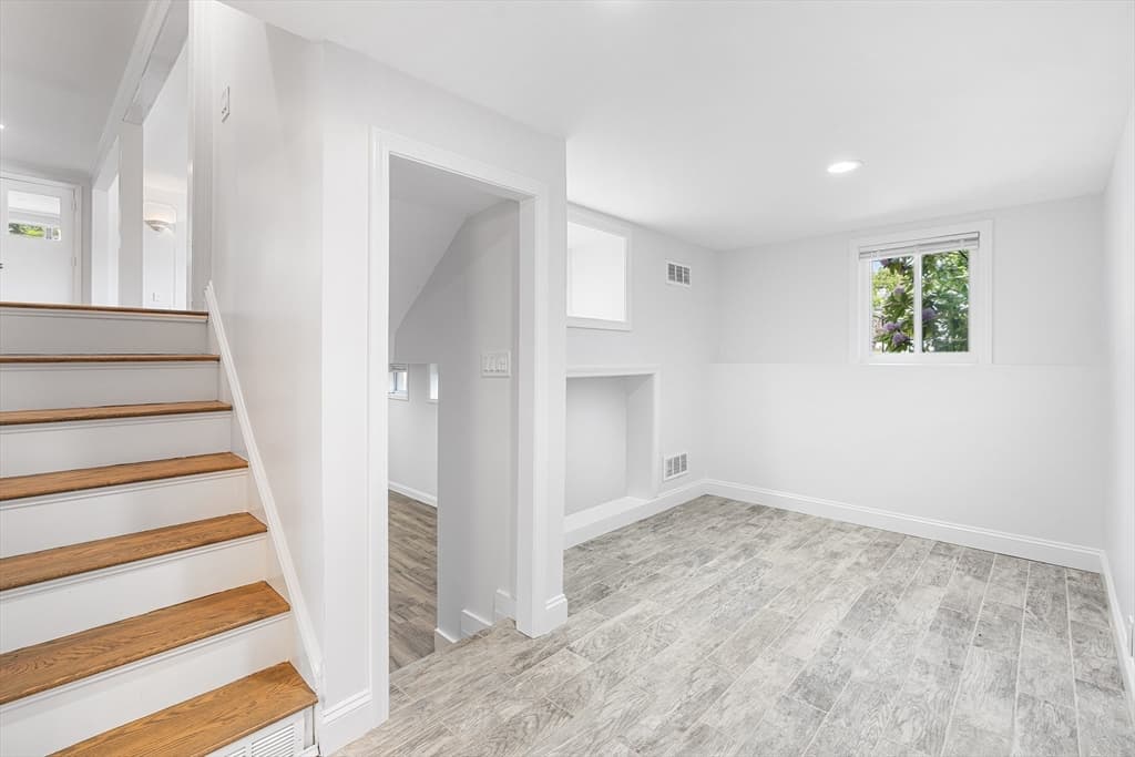 Single Family Residence at 4 June Ln, Newton MA 02458, photo 23 of 37